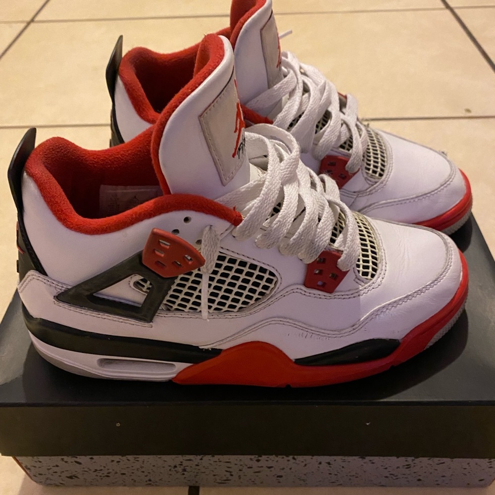 Jordan 4 Fire Reds. - Picture 3 of 5
